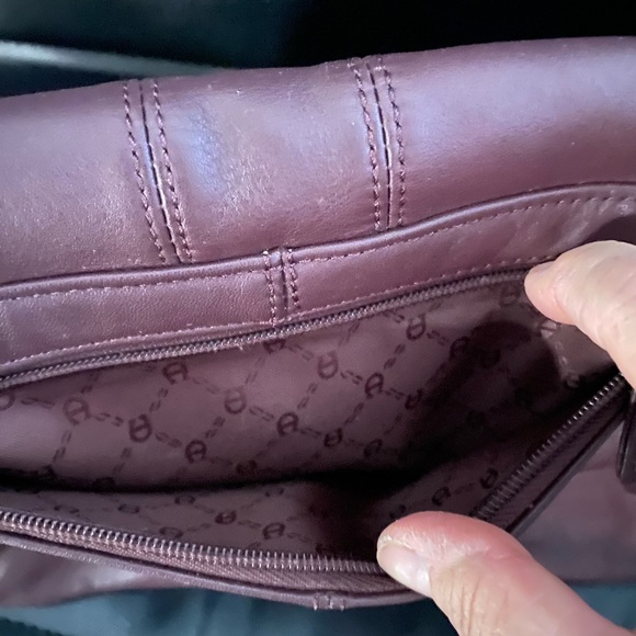 Etienne Aigner Burgundy Shoulder Bag and Wallet Set - Picture 4 of 15